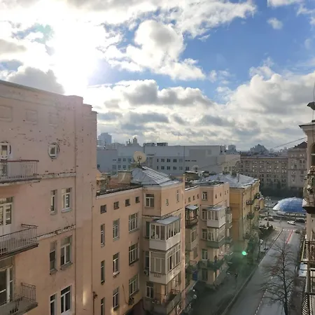 公寓 One Bedroom Maidan *